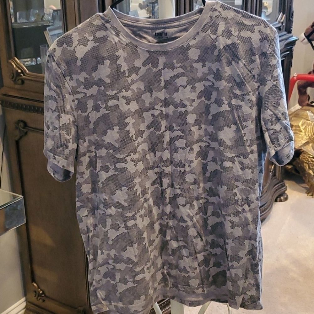 Mens Bar III large t-shirt